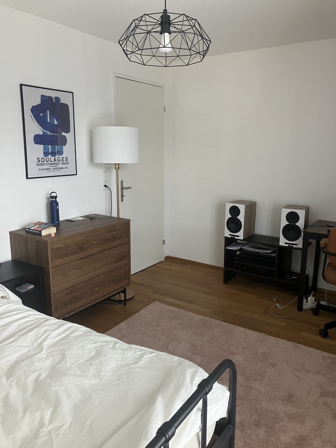 Room in a shared flat, photo 1 of 6
