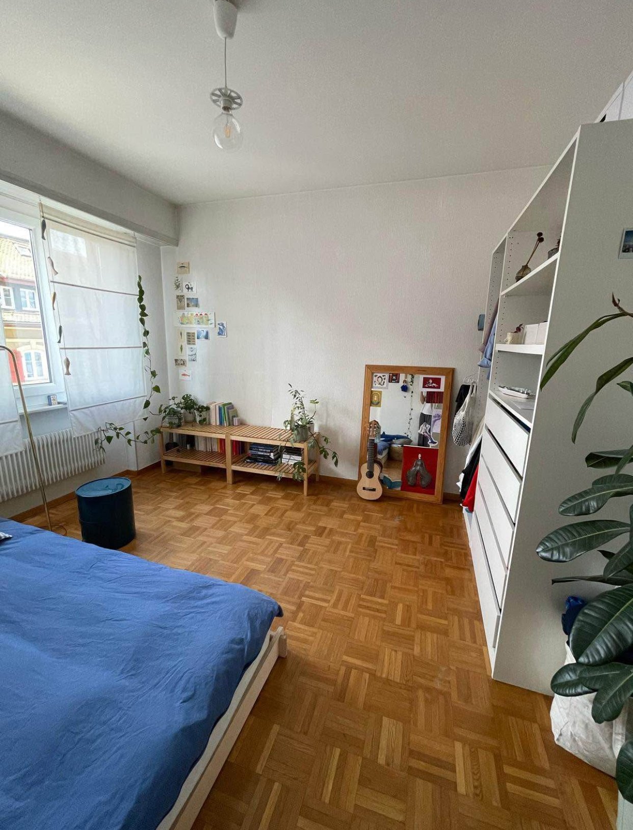Room in a shared flat

Shared flat room for rent in Zürich – 17 m² – 885 CHF/month

Are you looking for a cozy room in a shared flat in Zürich? Discover this 17 m² room on Langstrasse (8004 Zürich) – ideal for someone who wants to live in a lively neighborhood and enjoy city life.

✨ Key details abo, photo 3 of 9