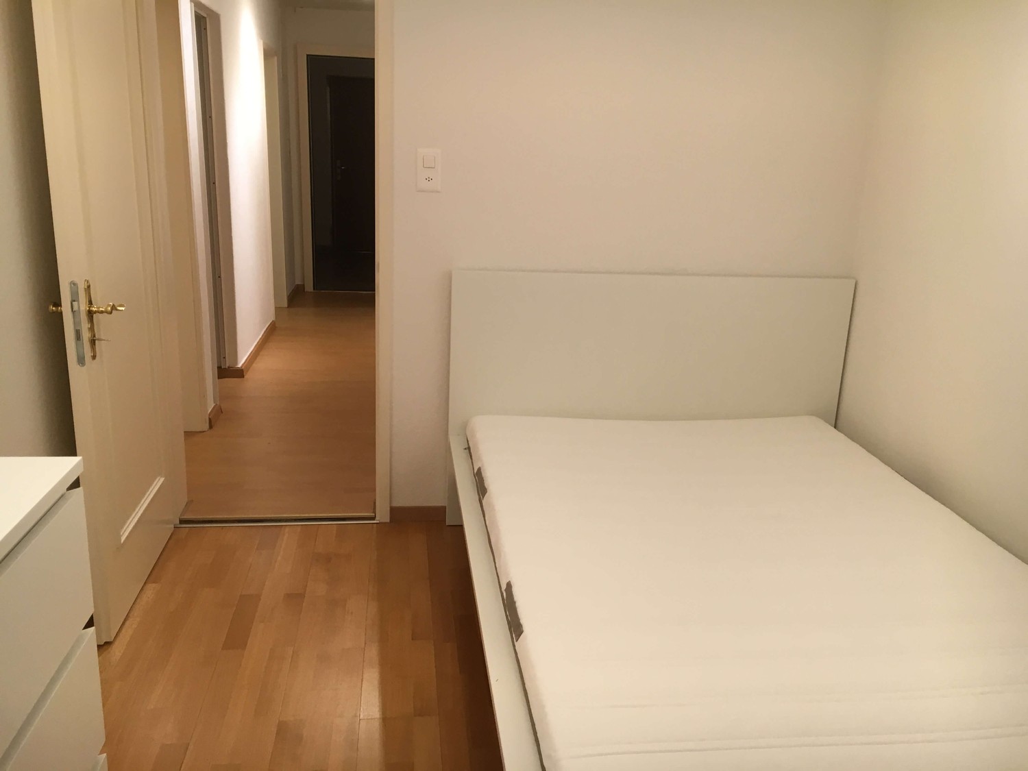 1 room single room