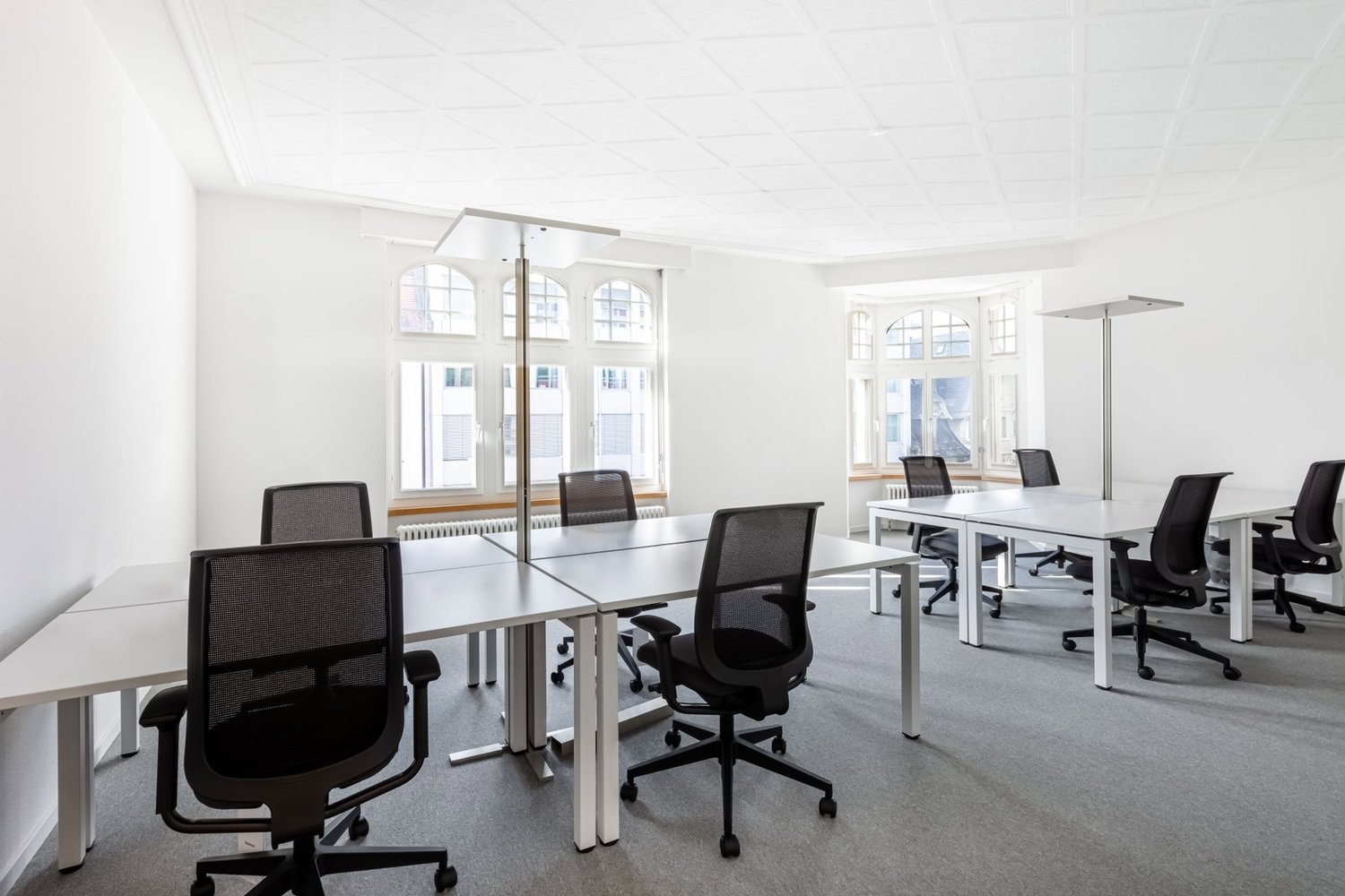 175m² office