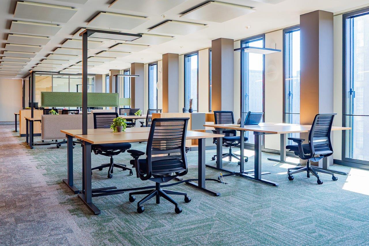 36000m² office