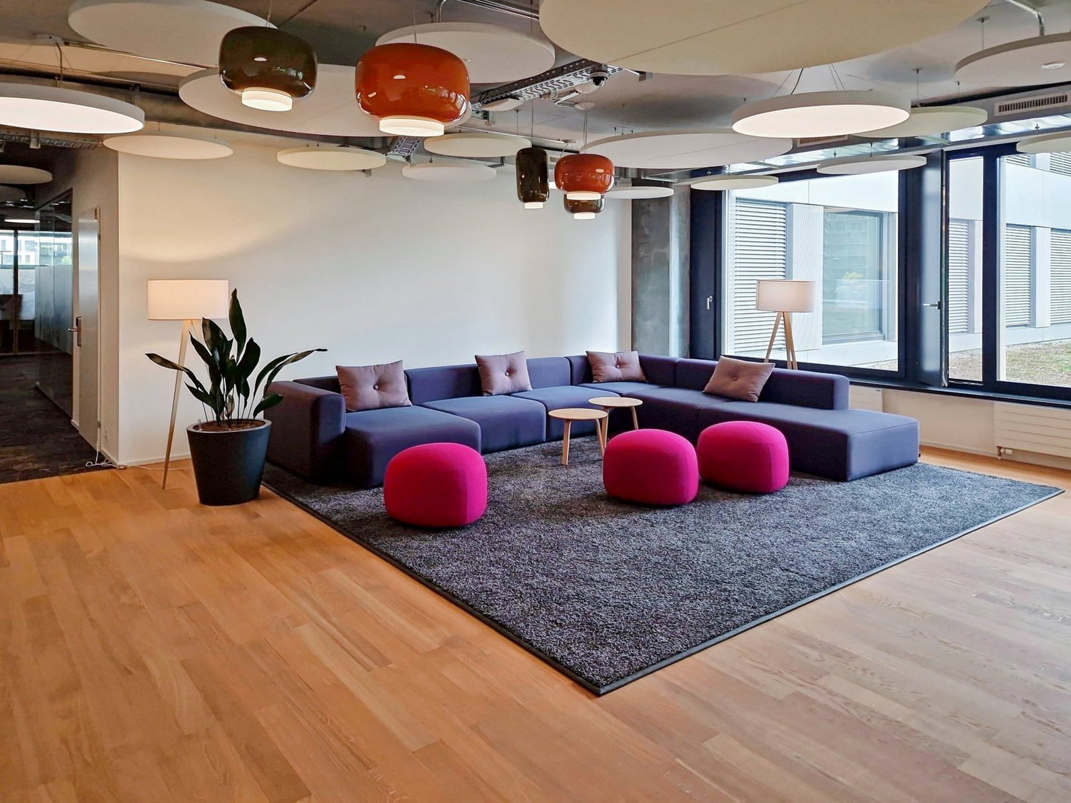 150m² office