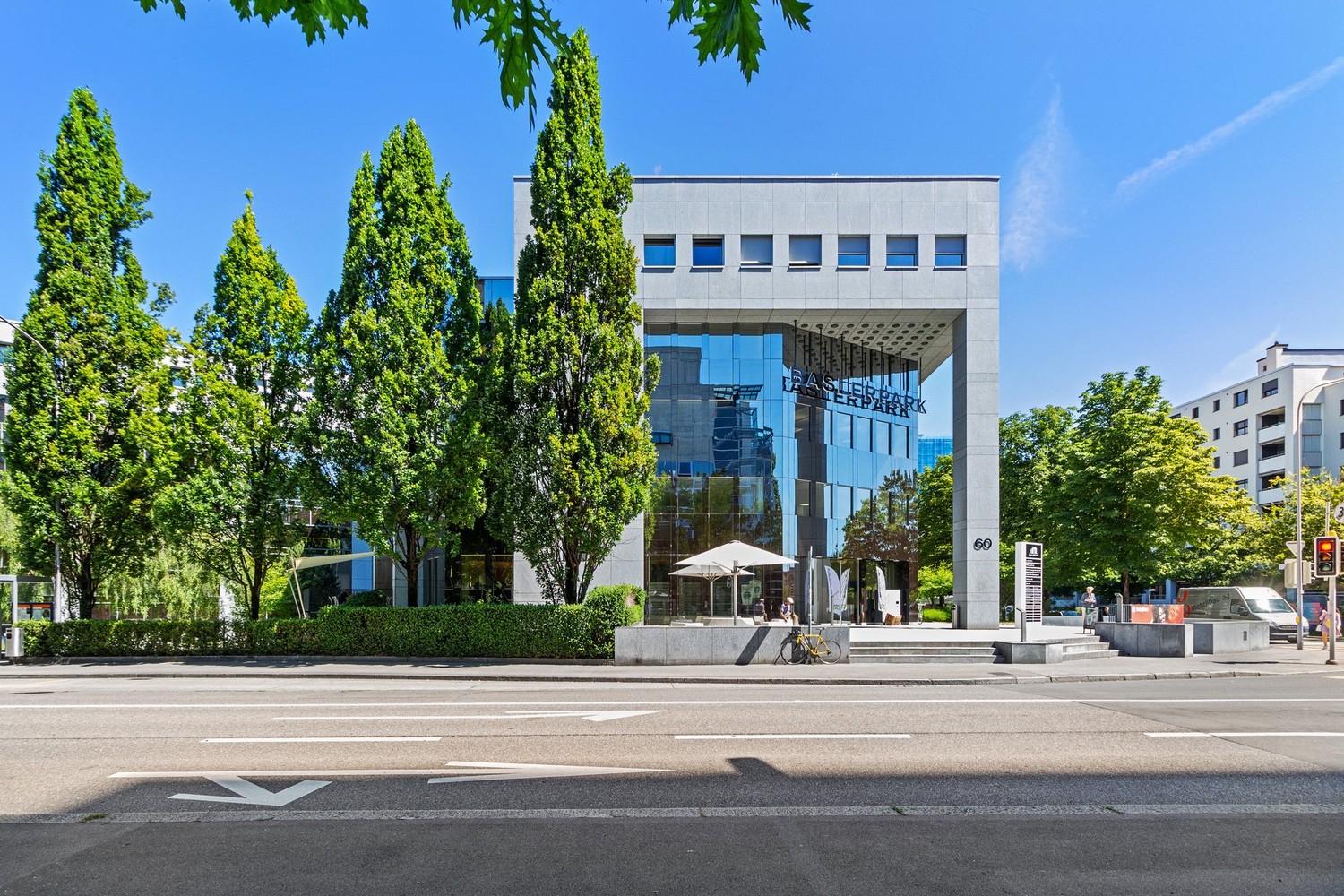 Bureau de 192m²