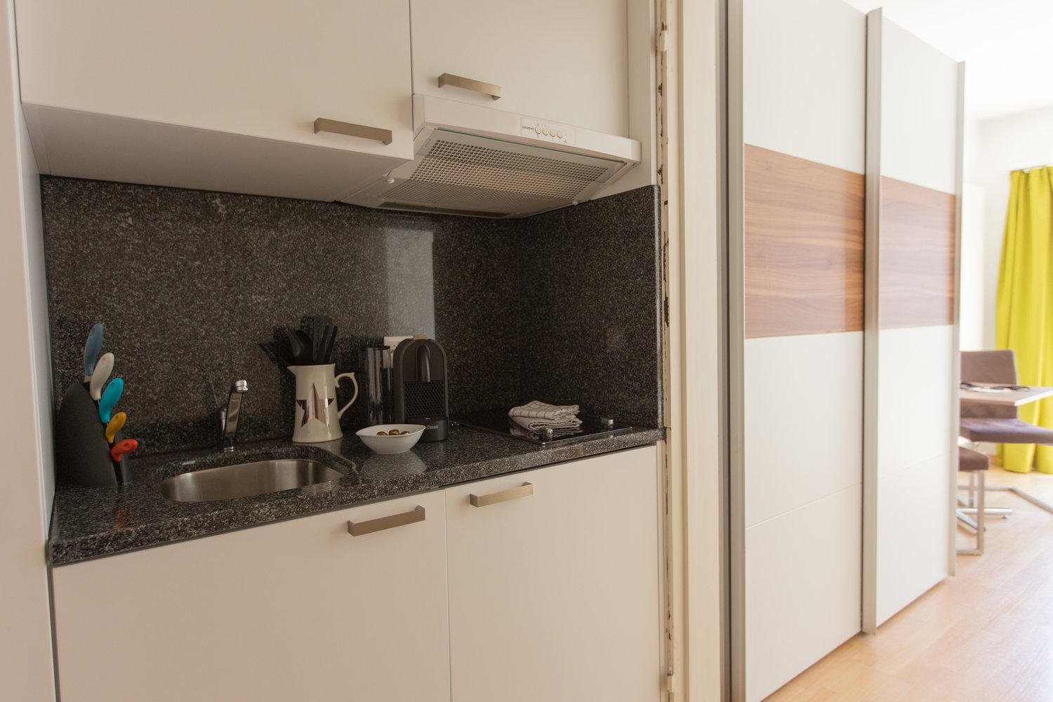 1 room furnished flat