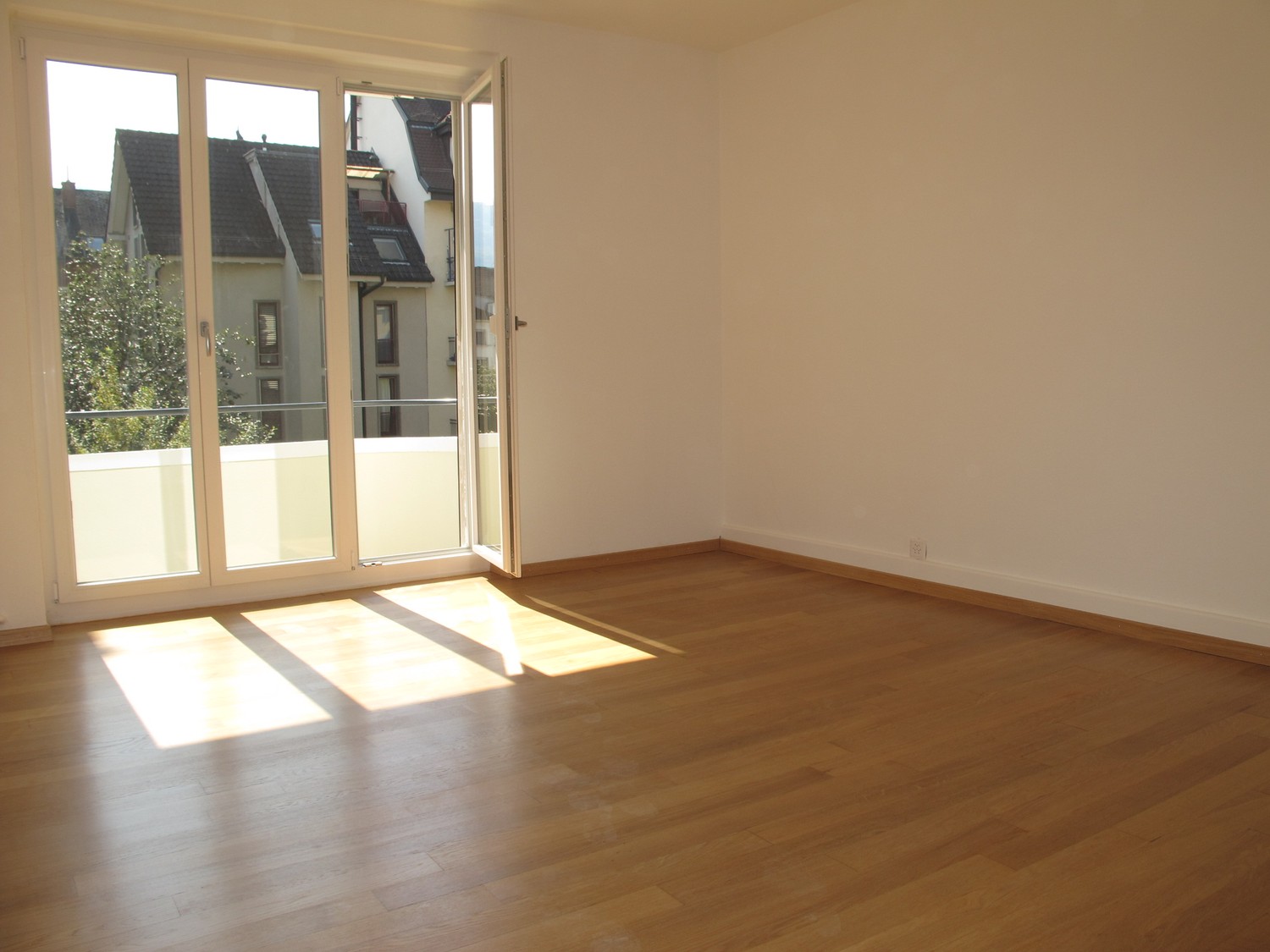 2 rooms apartment, photo 2 of 6