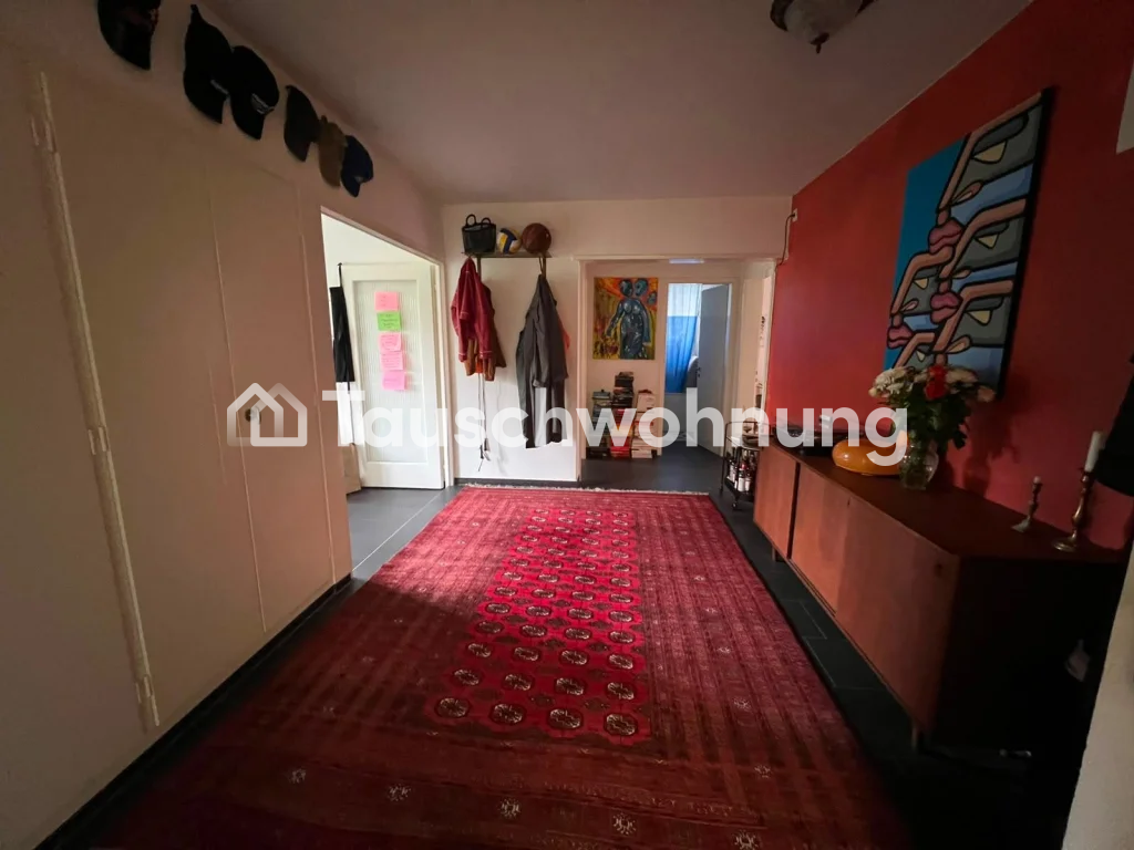 2 ½ rooms attic flat, photo 1 of 6