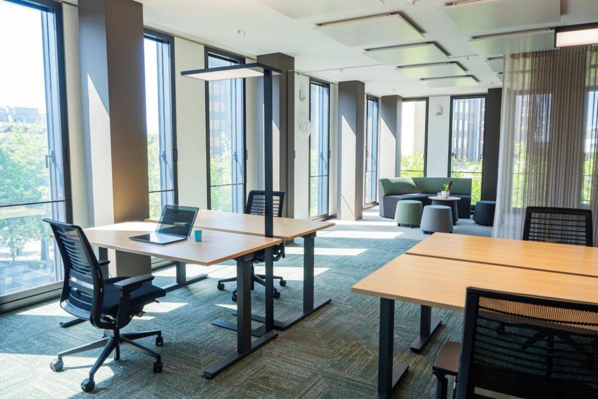 2500m² office