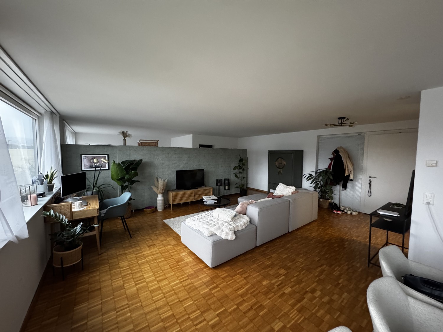2 room apartment, photo 1 of 7