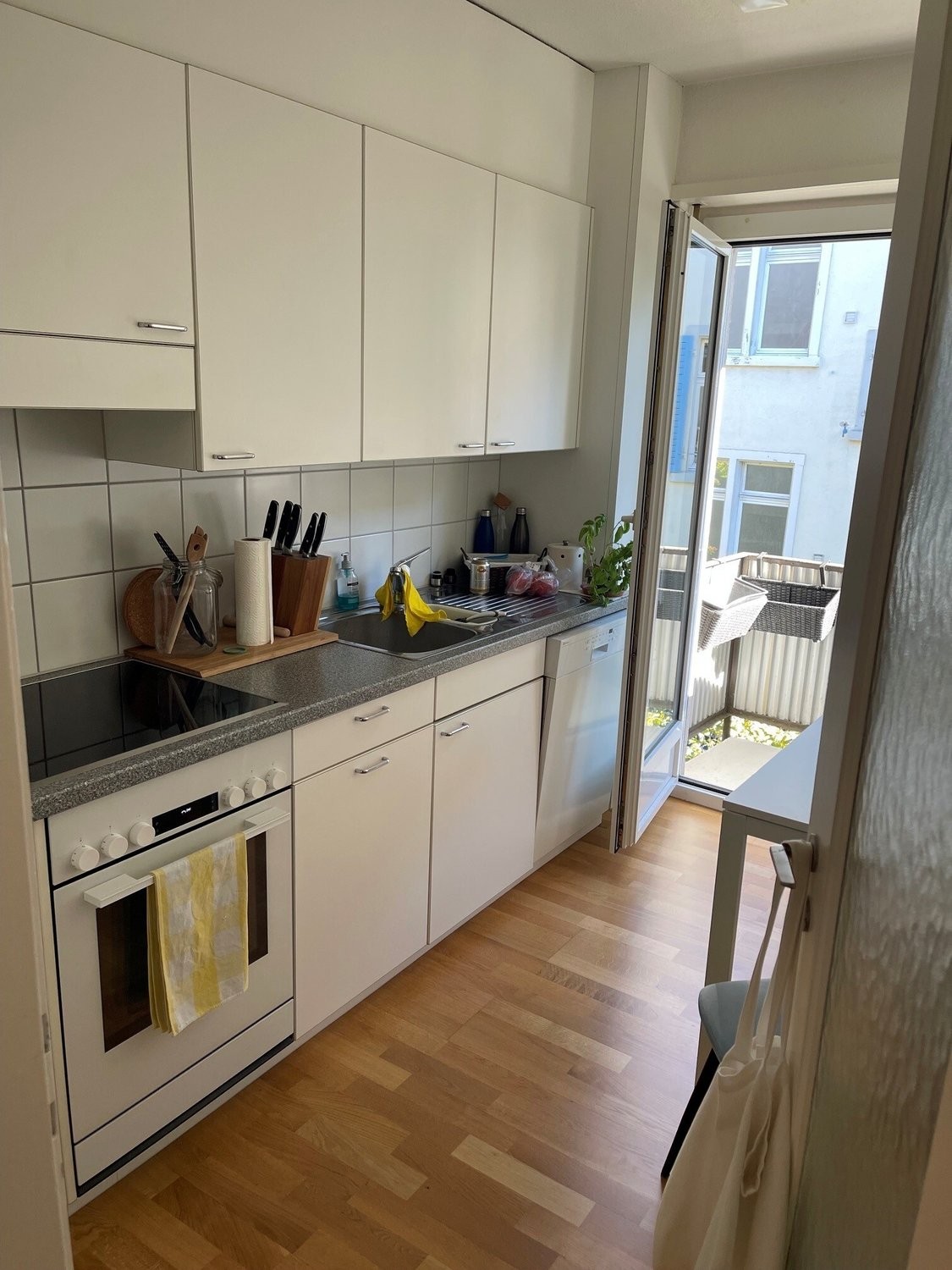 2 ½ rooms furnished flat