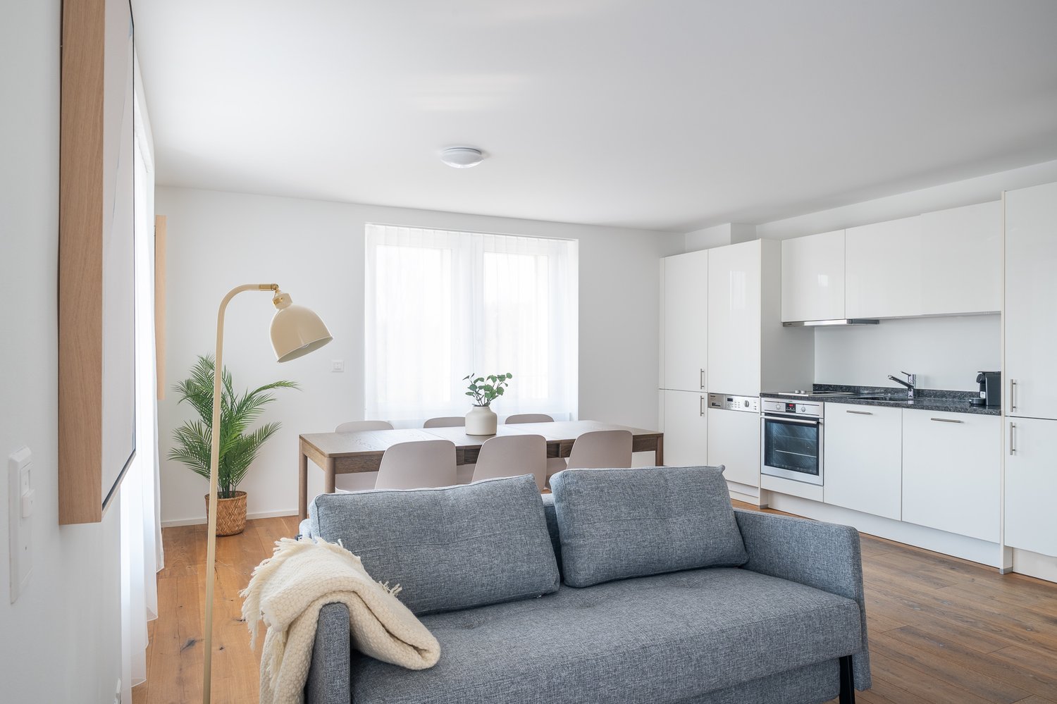 2 ½ rooms furnished flat