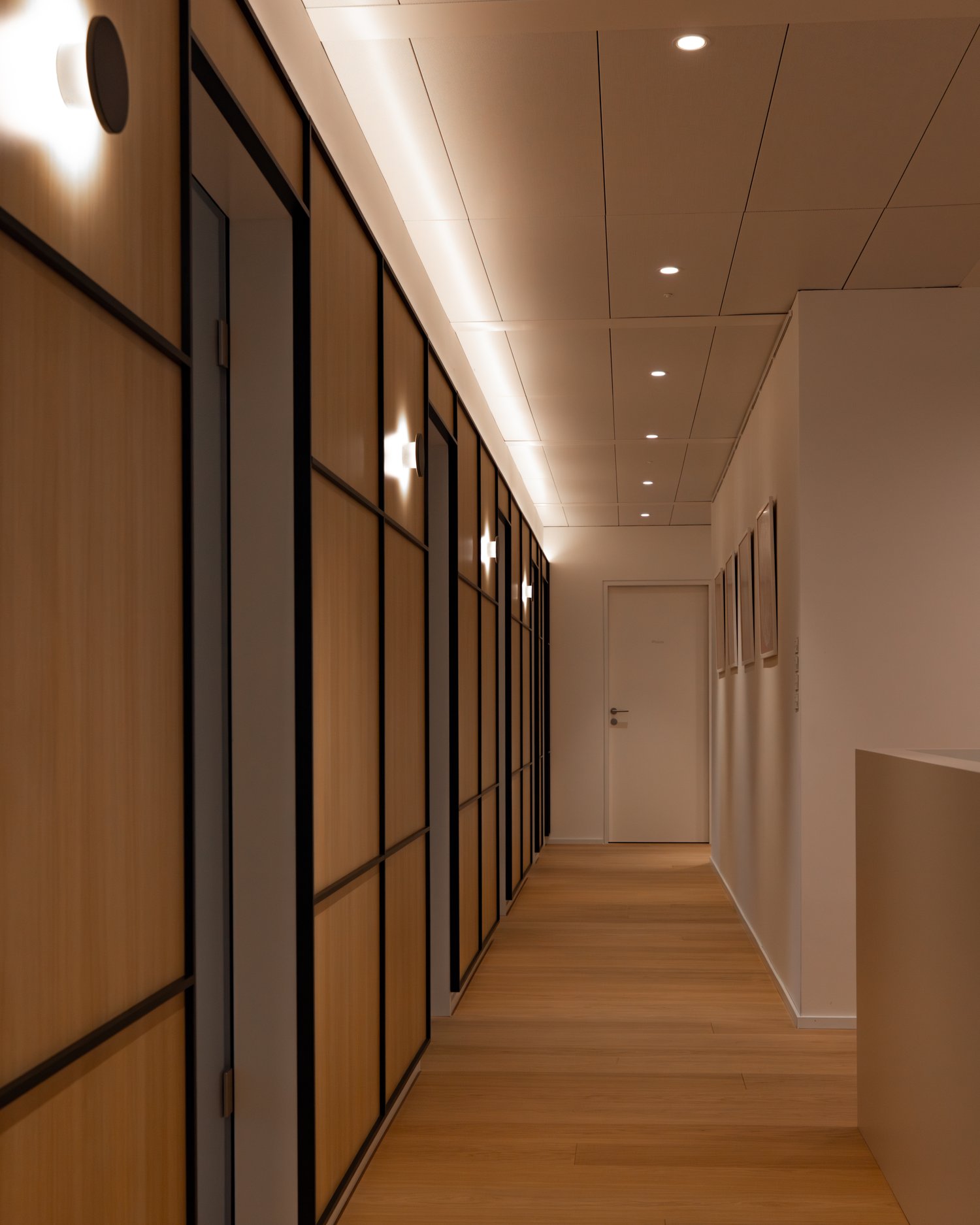 360m² office