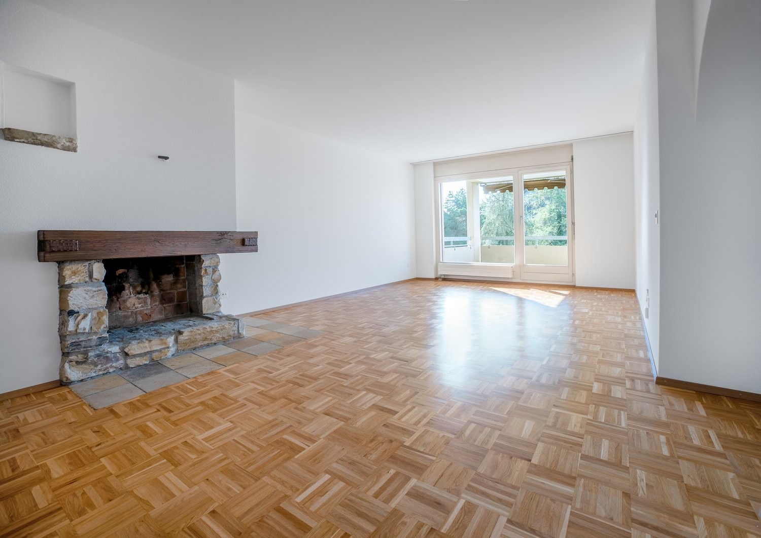 4 rooms apartment, photo 3 of 8
