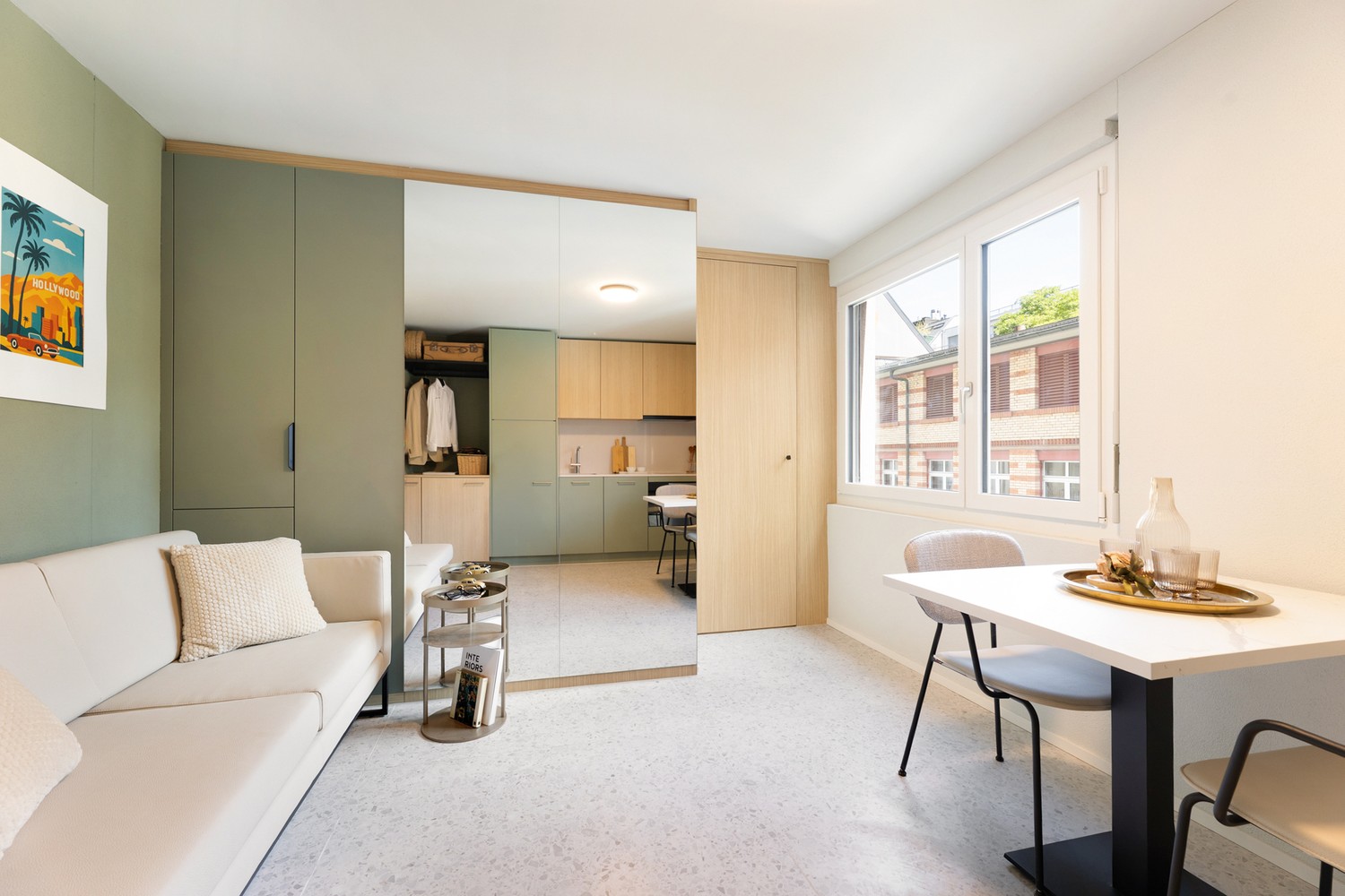 2 rooms furnished flat