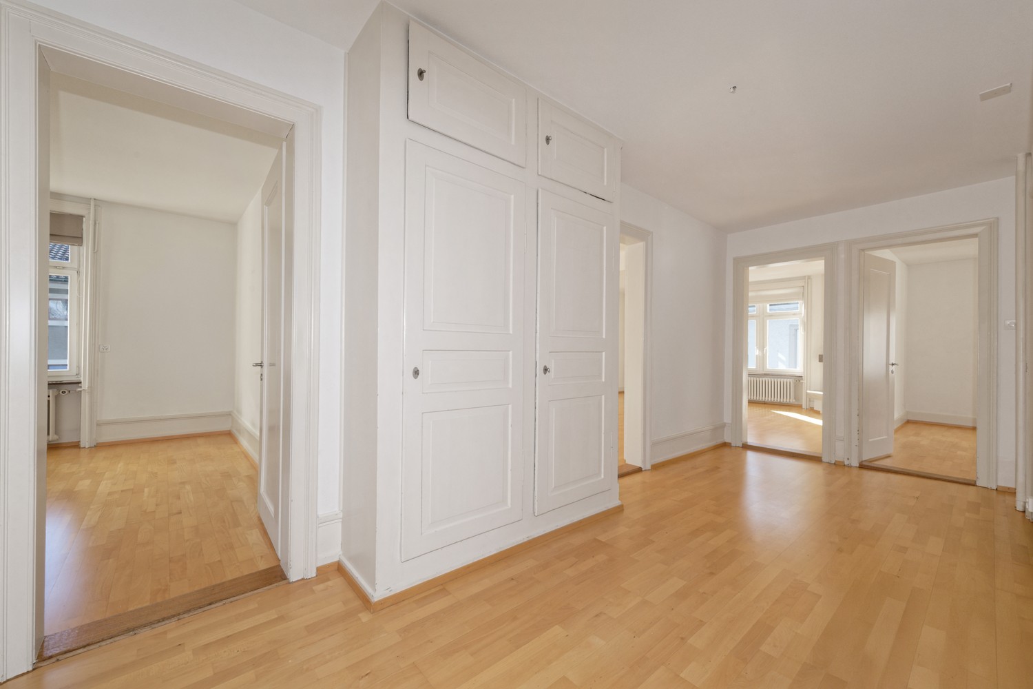 5 rooms apartment, photo 5 of 5