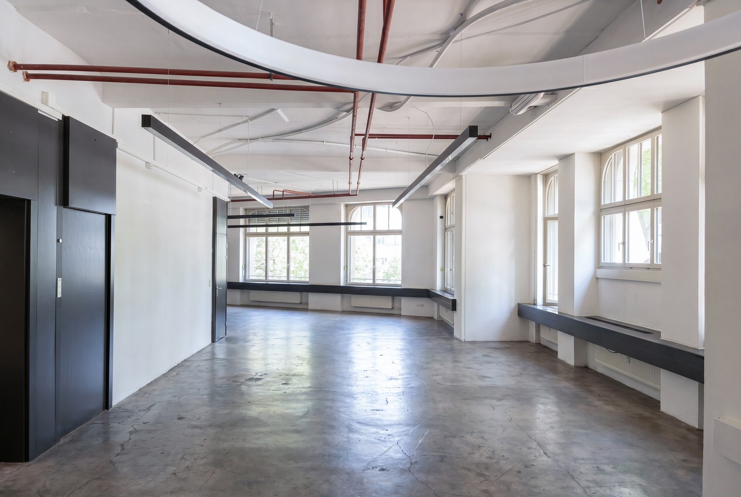 250m² bureau