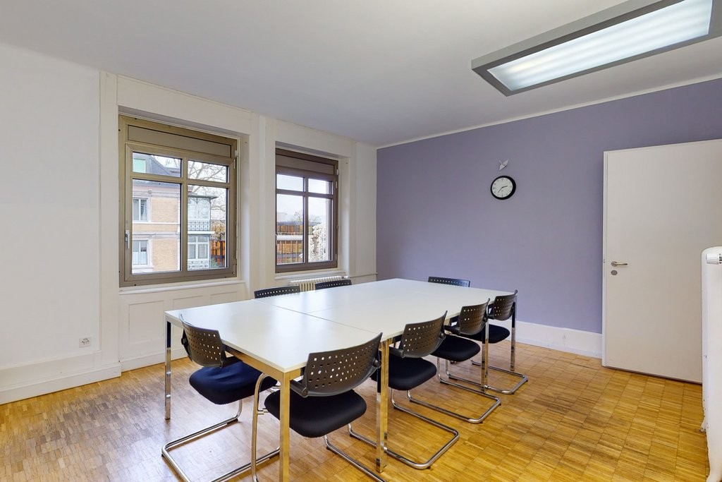 139m² bureau