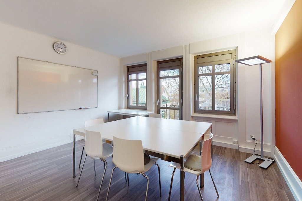 139m² bureau