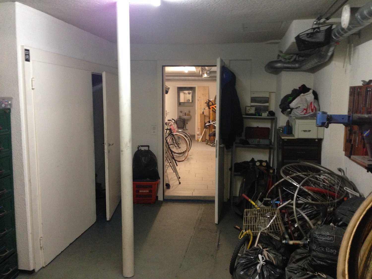 45m² workshop
