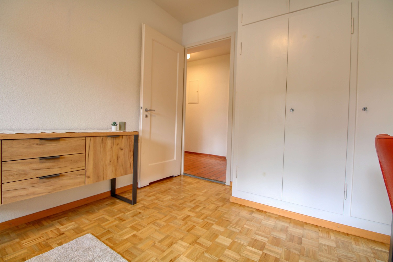 1 room single room