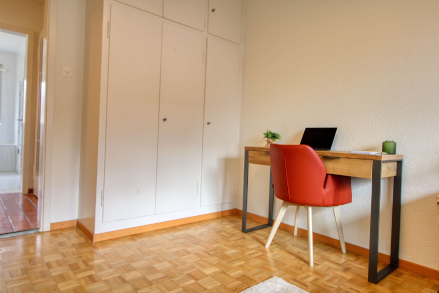 1 room single room