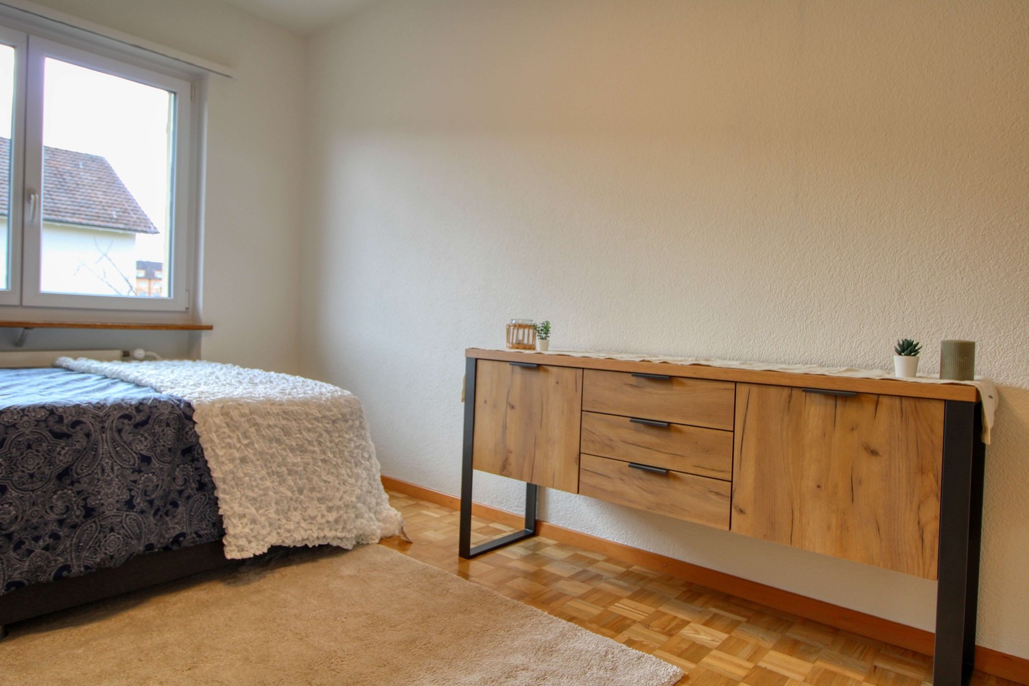 1 room single room
