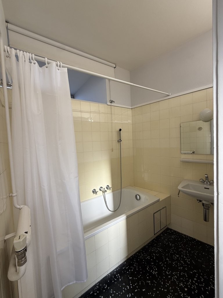 2 room apartment, photo 8 of 10
