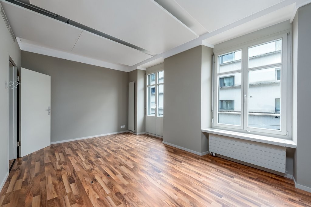 17m² office