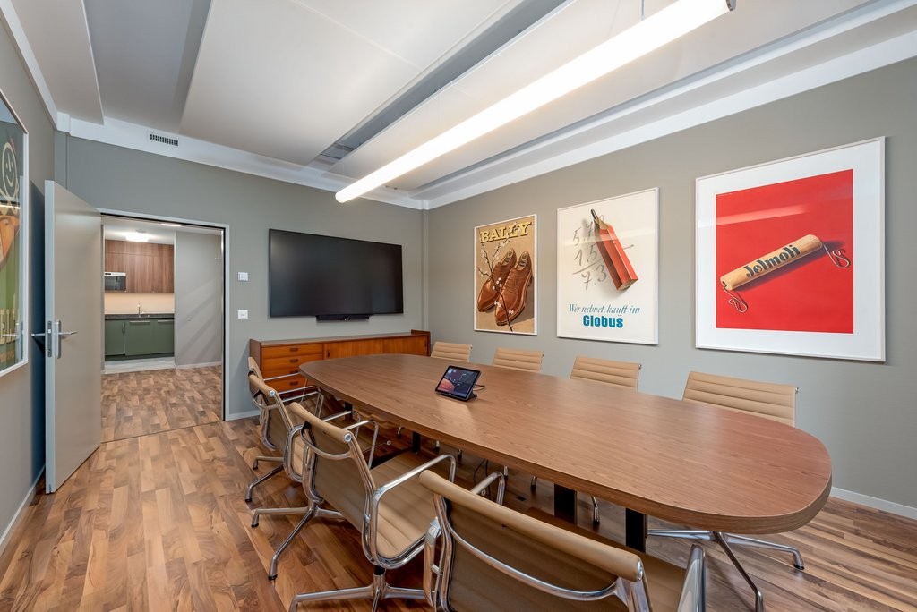 17m² office