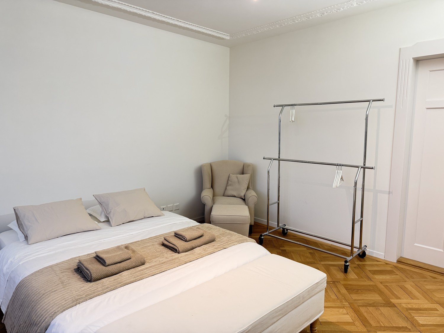 Chambre dans un appartement partagé