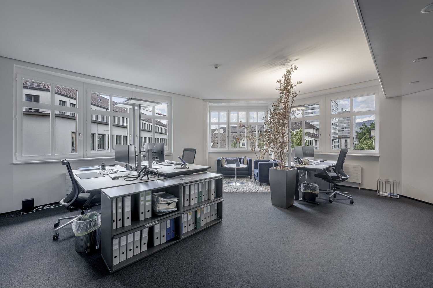 440m² office