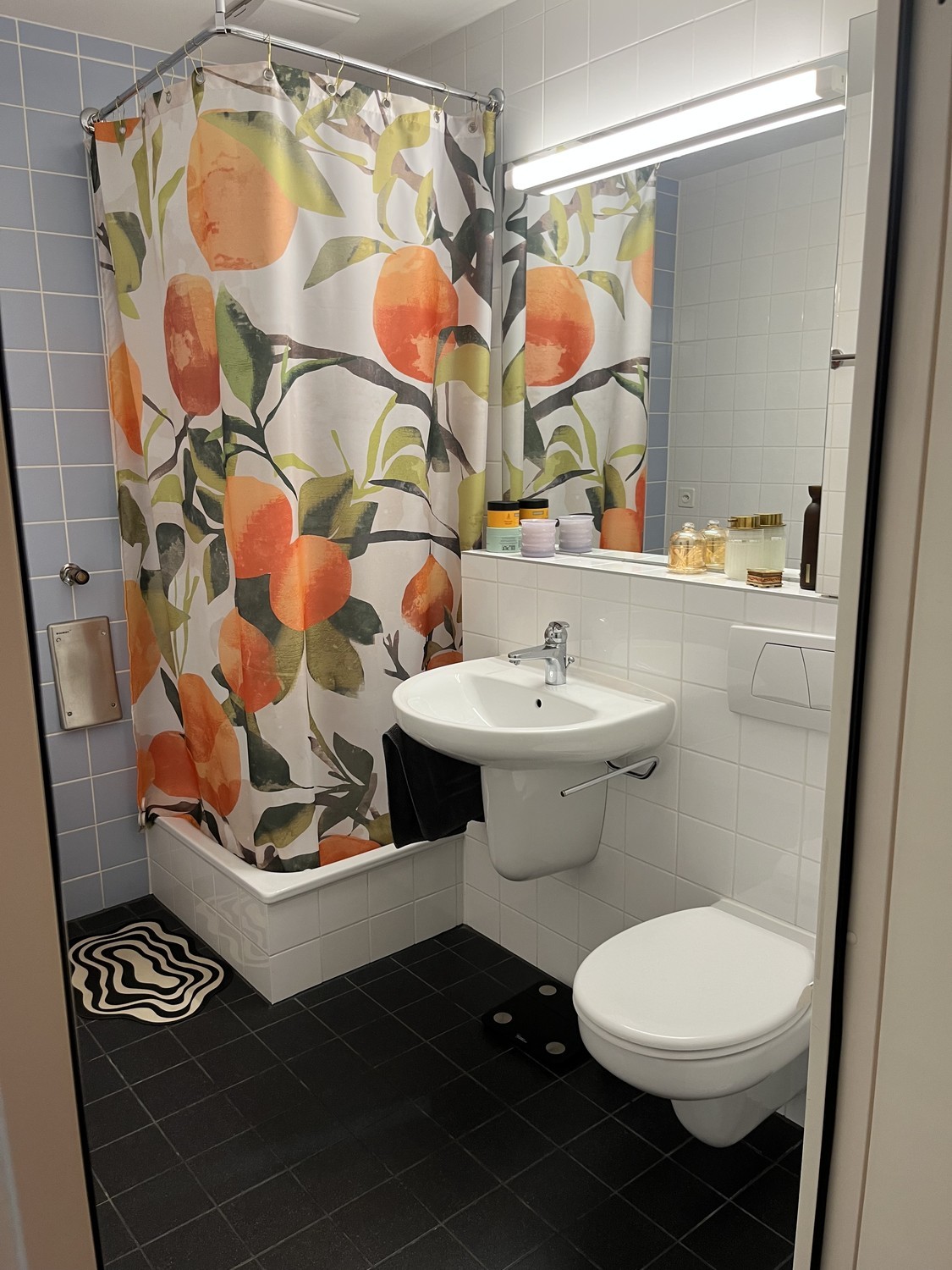 Chambre dans un appartement partagé