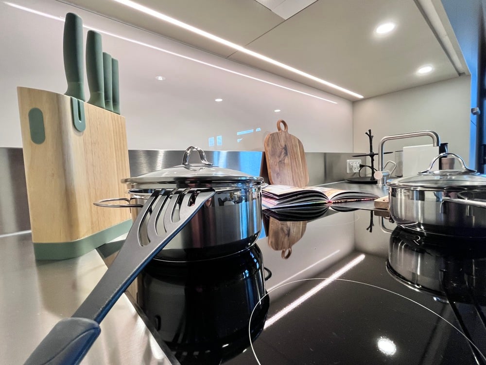 2 rooms furnished flat