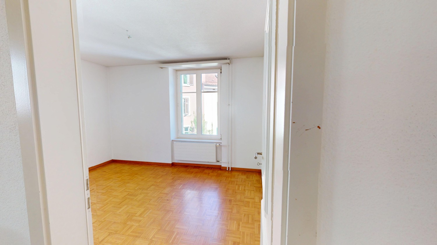 2 rooms apartment, photo 8 of 9