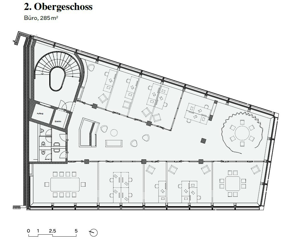 285m² office
