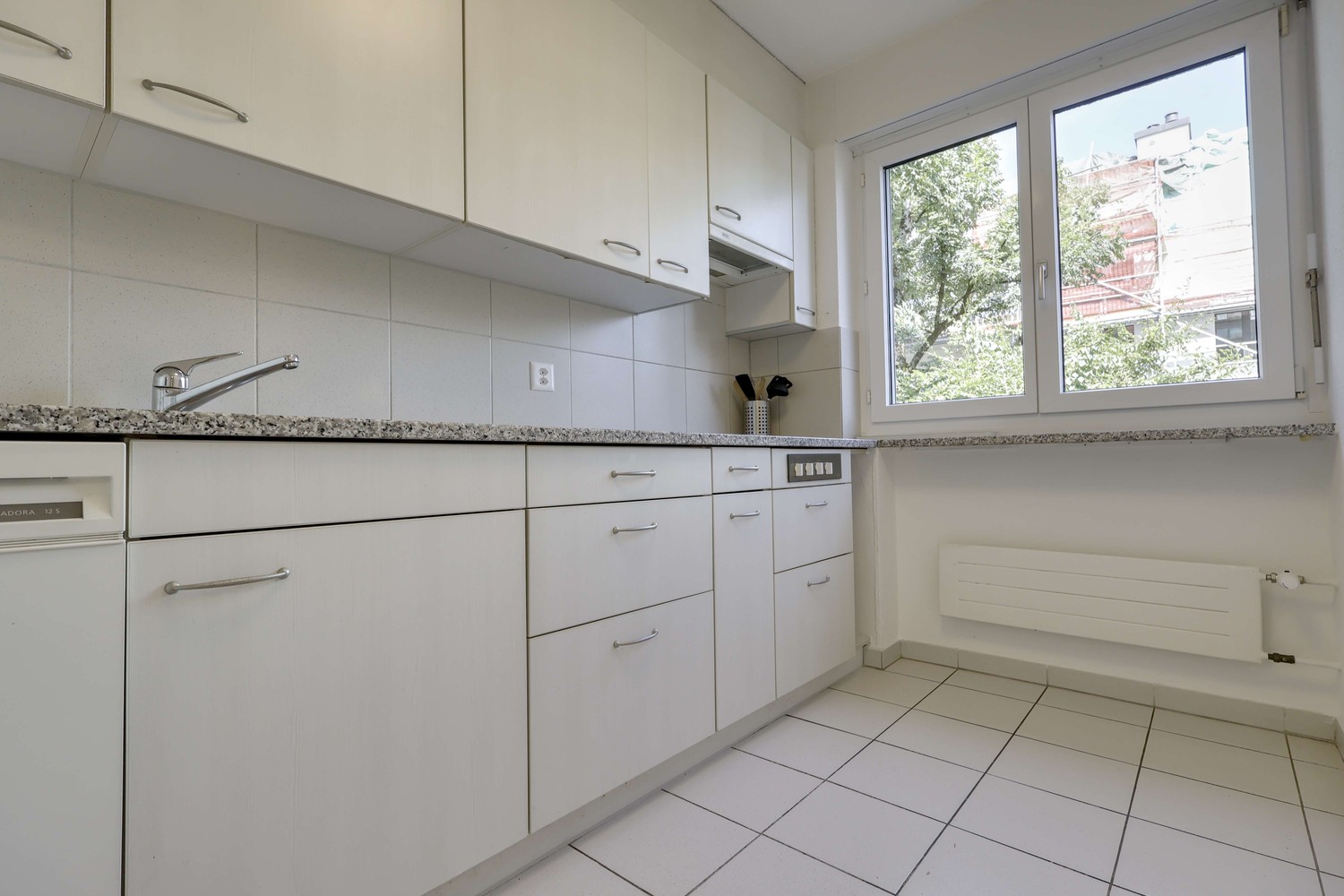 1 room single room