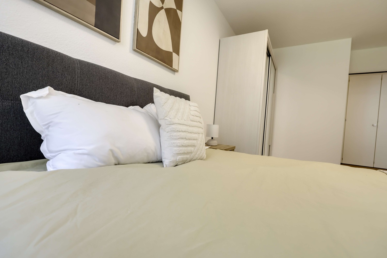 1 room single room