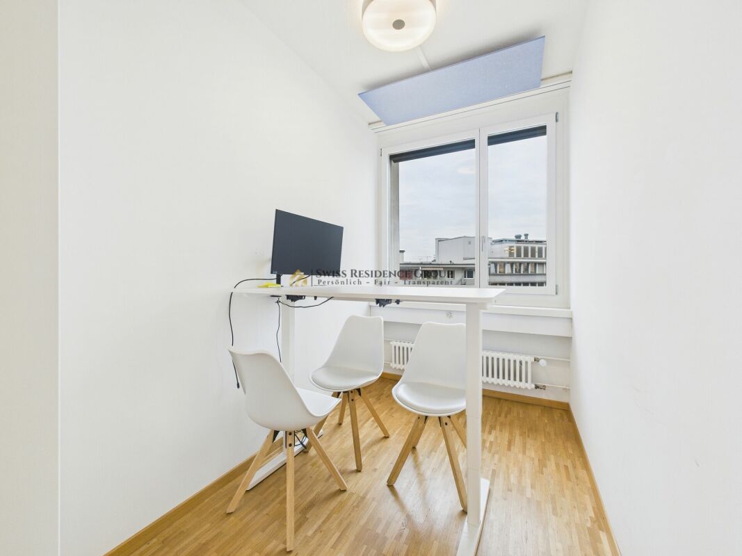 178m² office