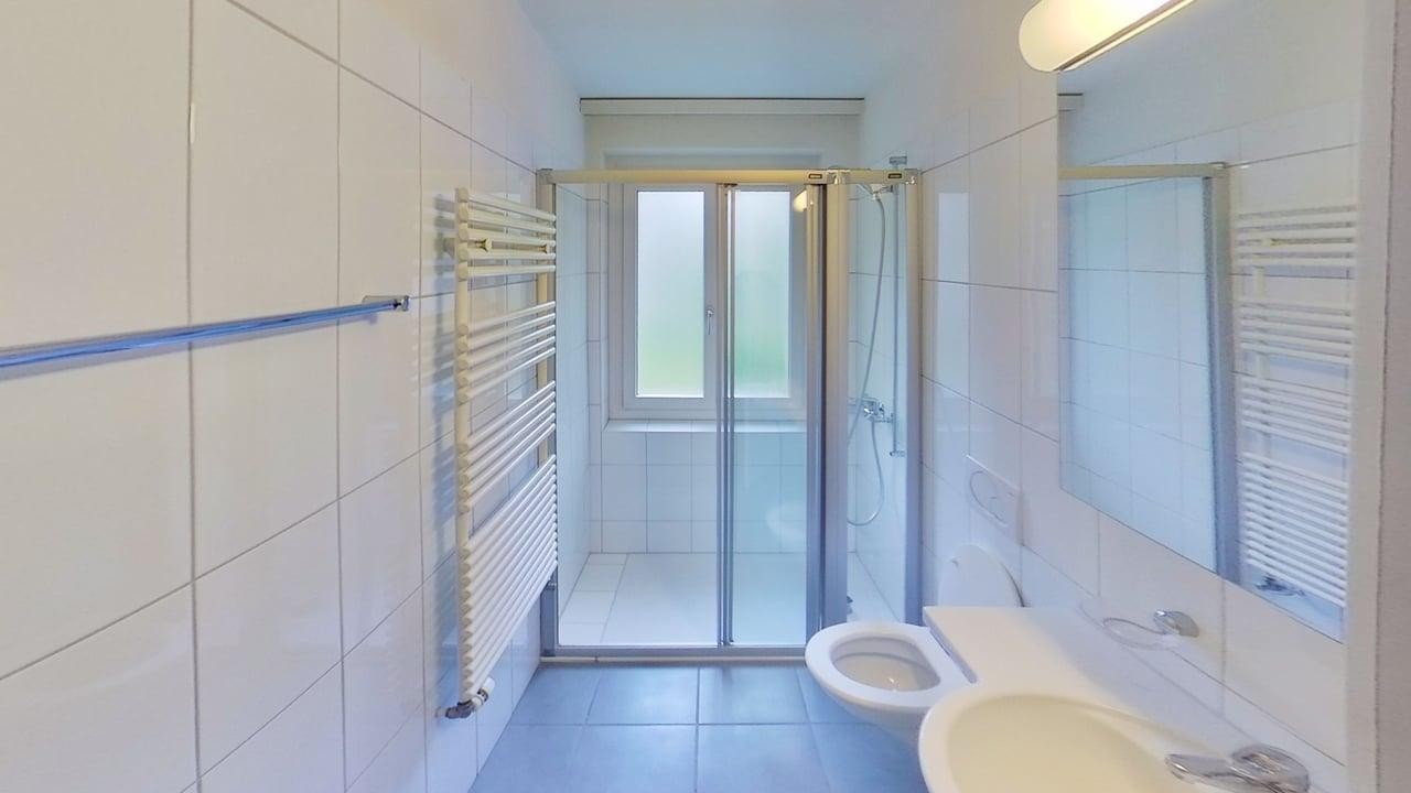 3 room apartment, photo 8 of 9