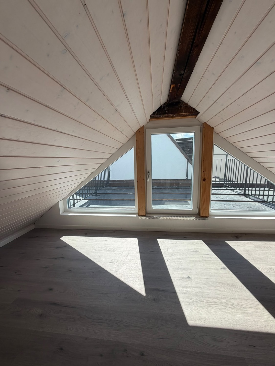 3 ½ rooms attic flat