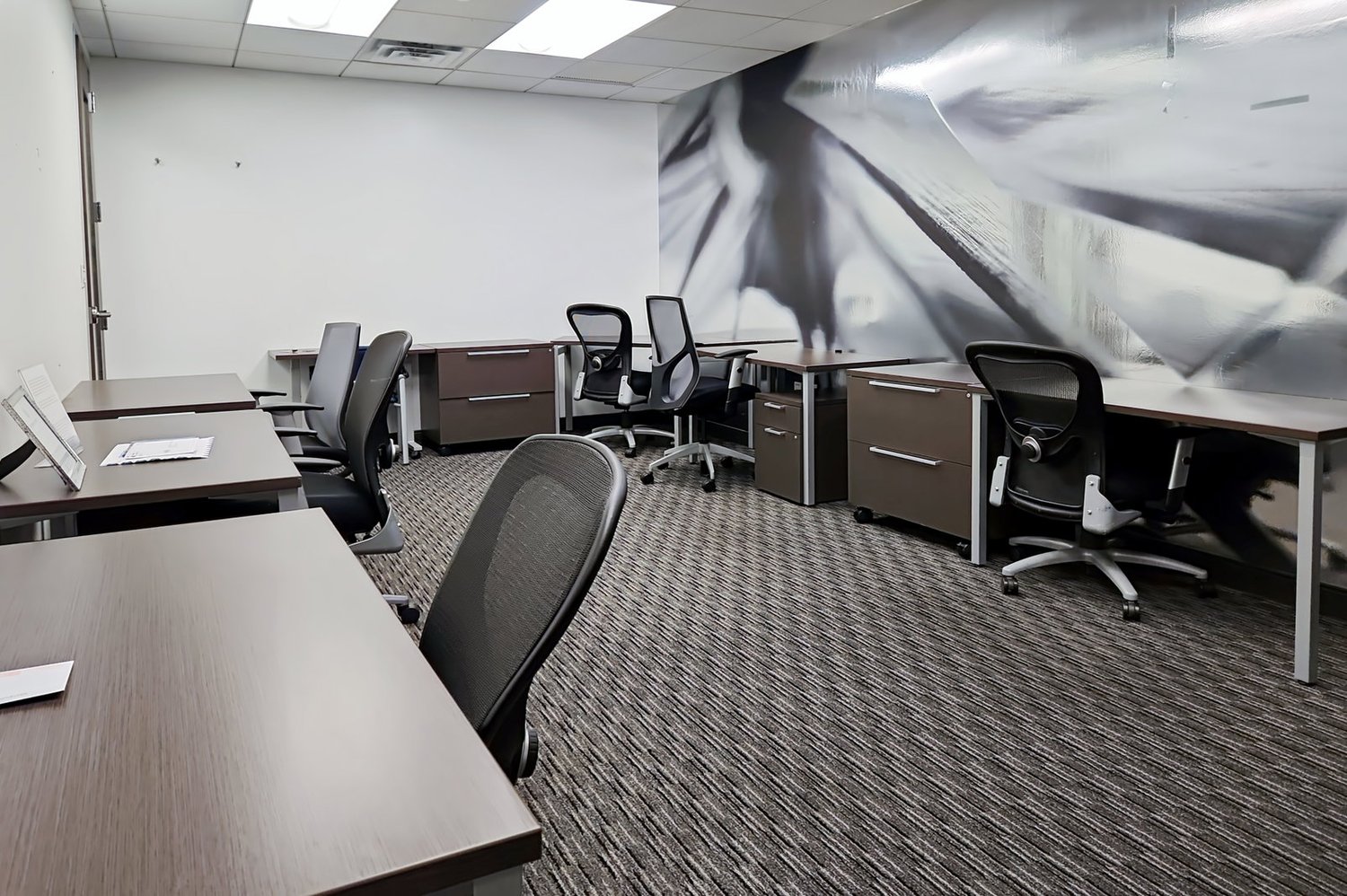 150m² office