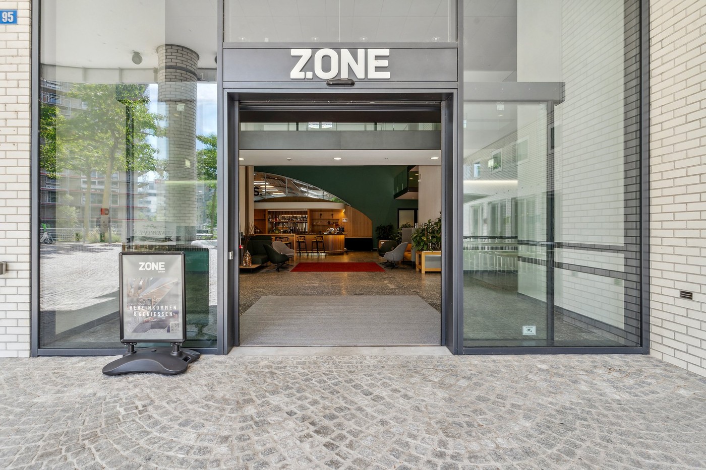 604m² bureau