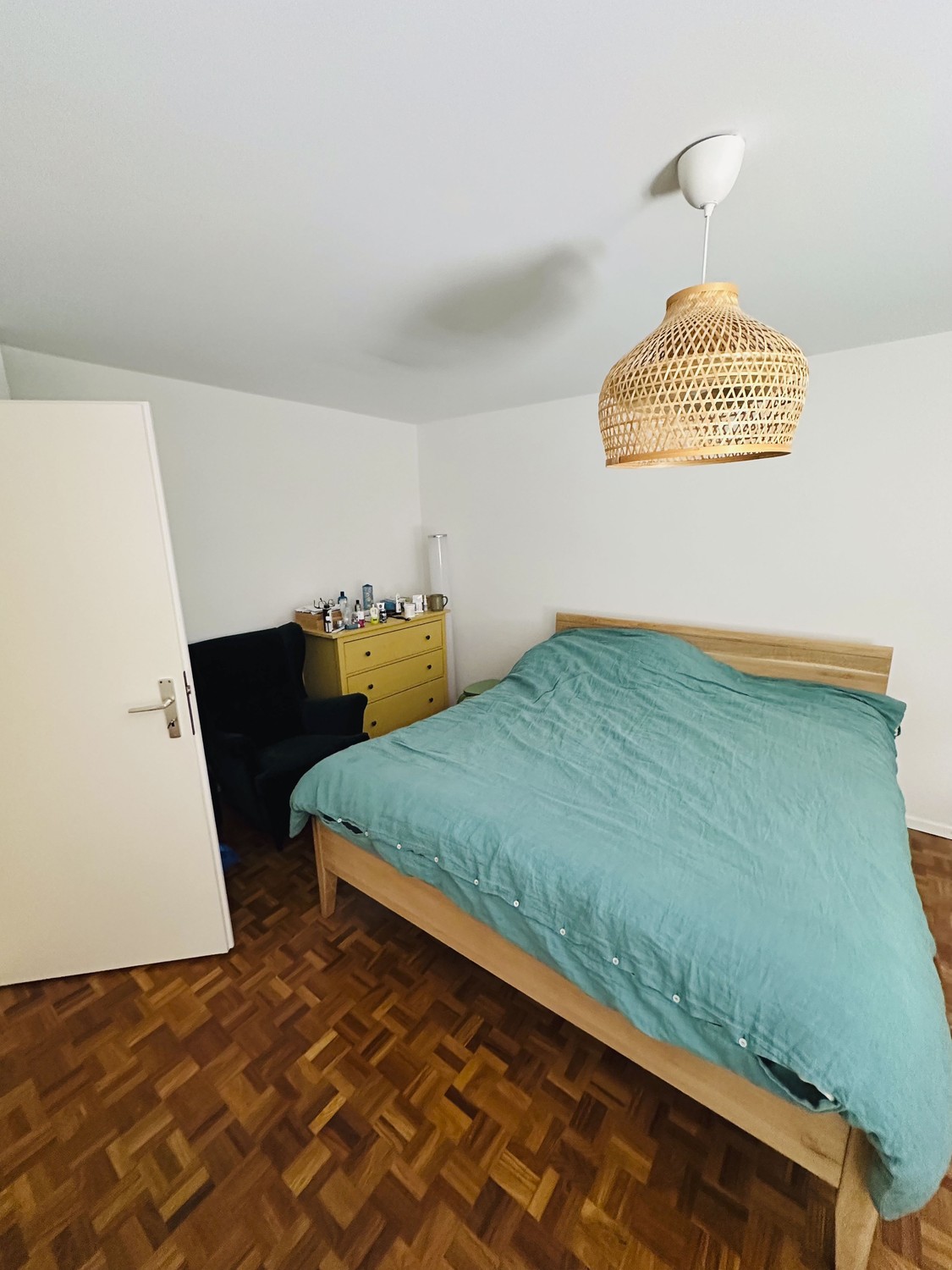 Chambre dans un appartement partagé