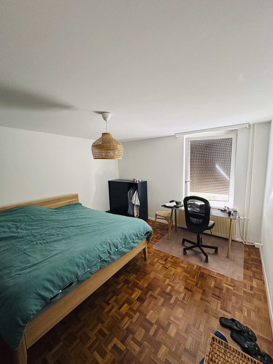 Chambre dans un appartement partagé