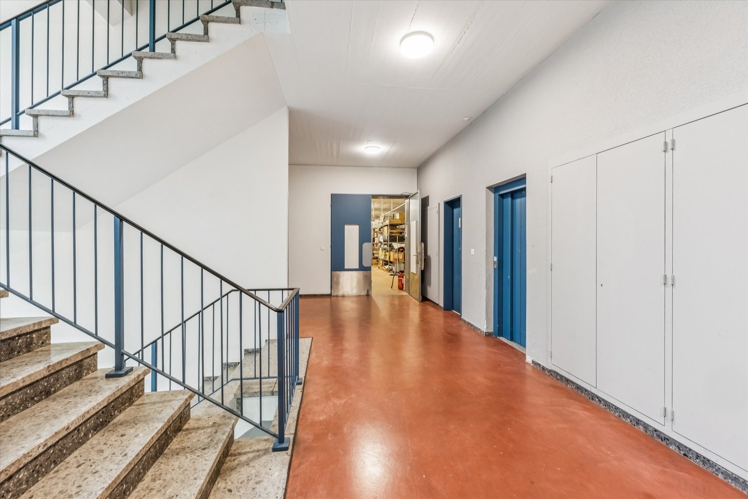 399m² commercial