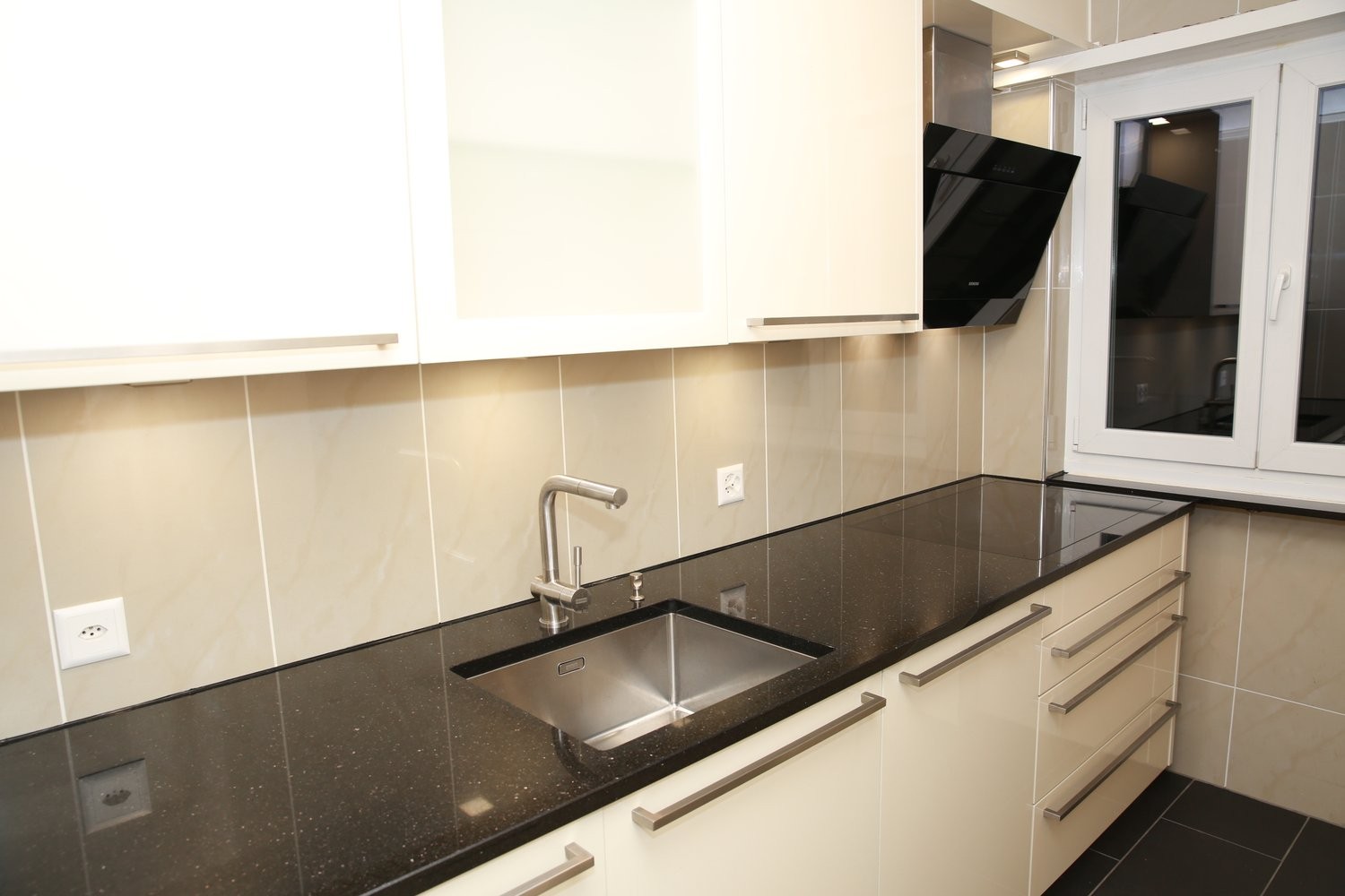 4 rooms furnished flat
