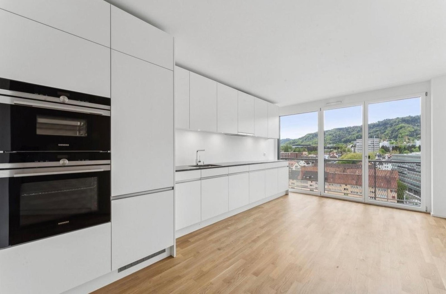 5 ½ rooms apartment, photo 2 of 10