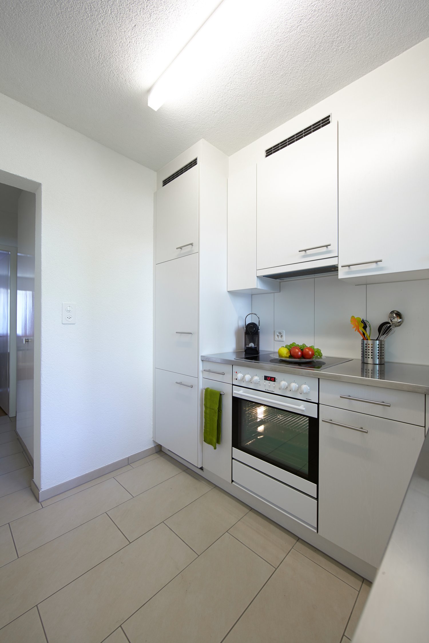1 room furnished flat, photo 2 of 10