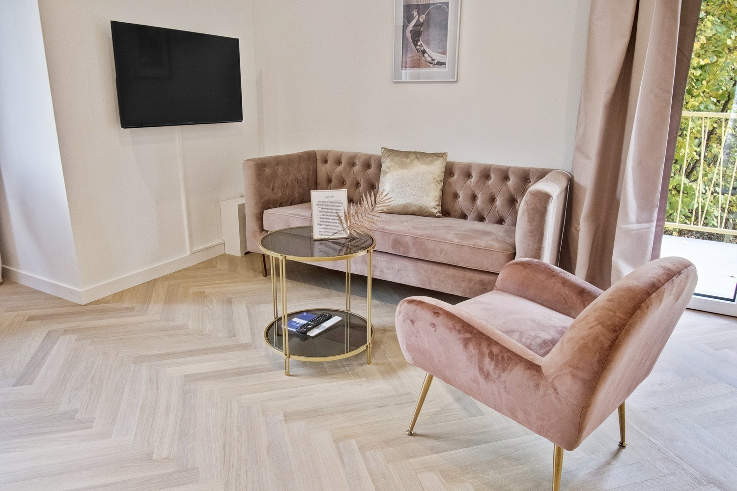2 rooms furnished flat