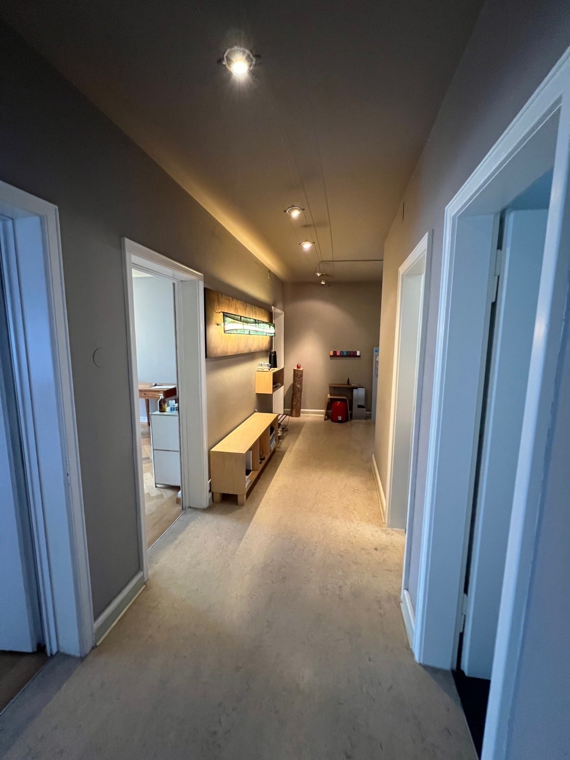 5 rooms apartment