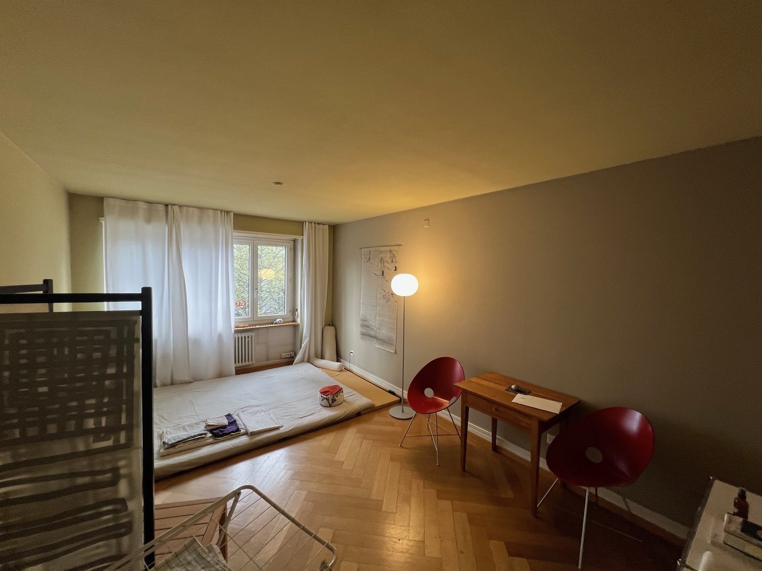 5 rooms apartment